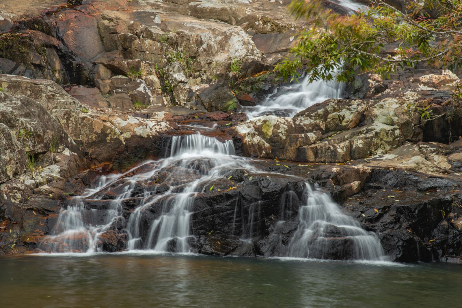 Cascadas cercanas